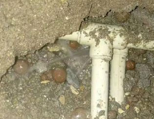 平房卫生间测漏